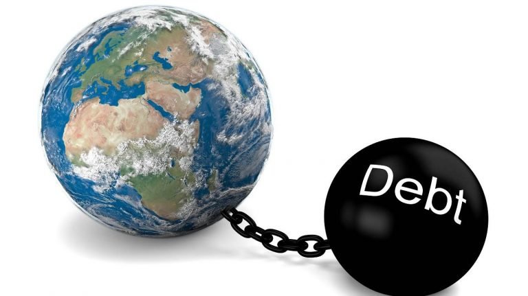 Τι θα γίνει με τη «βόμβα» του παγκόσμιου χρέους;