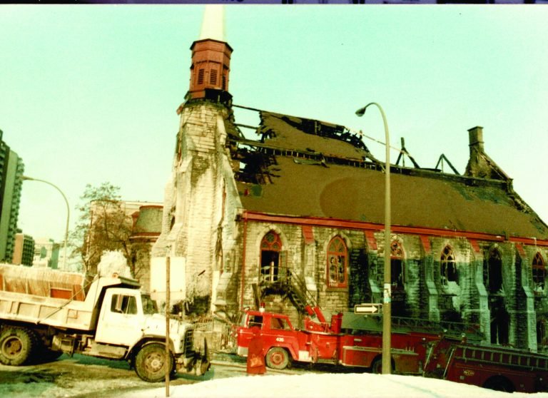16 Ιανουαρίου 1986: Πυρκαγιά καταστρέφει την «ΑΓΙΑ ΤΡΙΑΔΑ»